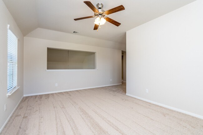 Building Photo - 22918 Caverly Ln