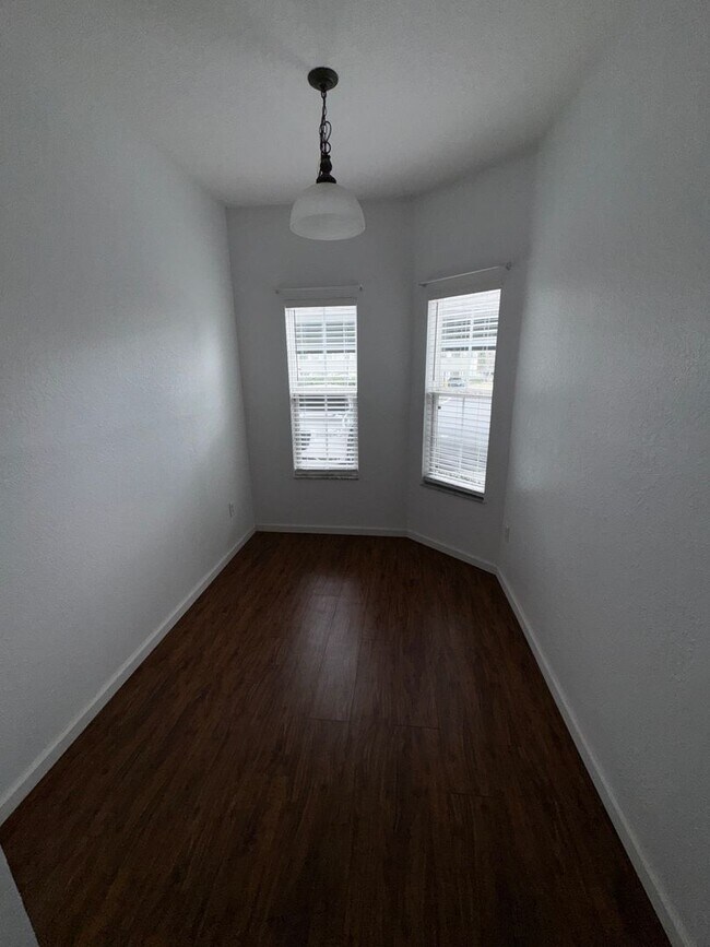 Building Photo - MARION REFLECTIONS