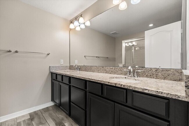 Building Photo - 1155 Water Iris Wy