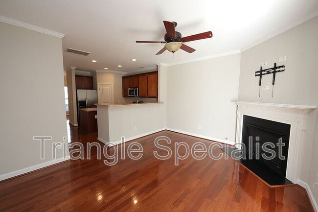 Building Photo - 8811 Orchard Grove Way