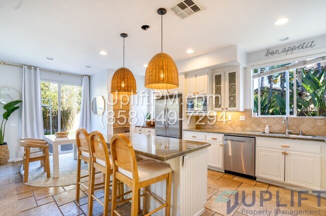 Building Photo - Spacious 5-Bedroom Home with Pool & Spa in...