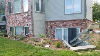 Building Photo - 2 Bedroom 1 Bath Basement Unit in Lafayette
