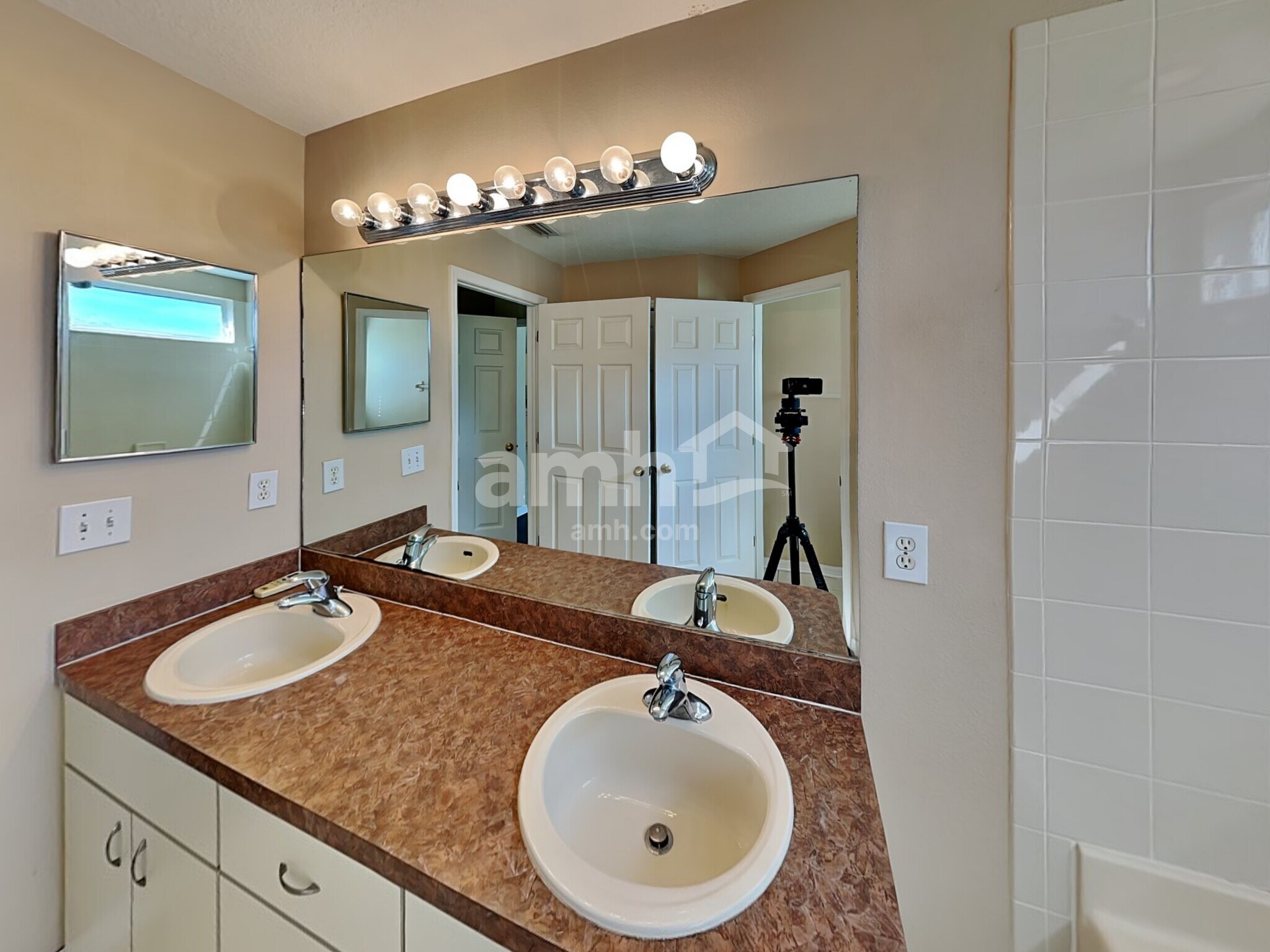 Building Photo - 5334 New Savannah Cir