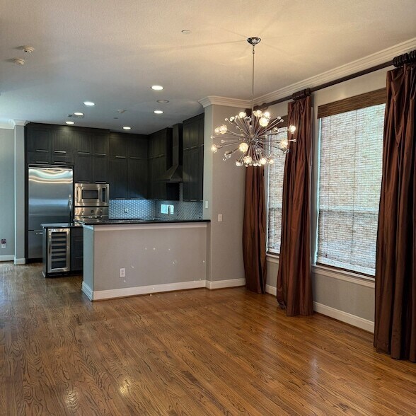 Building Photo - 6514 Minola St