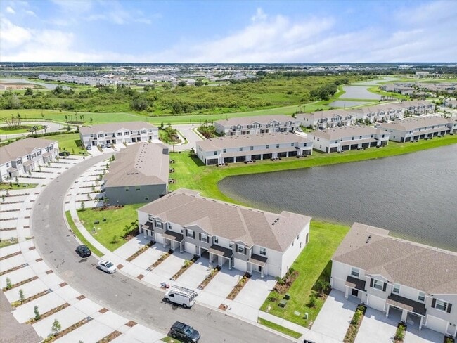 Building Photo - 17709 Crescent Moon Lp