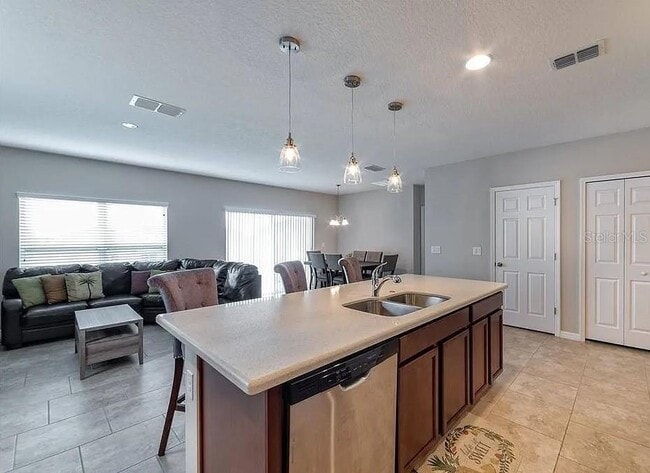 Building Photo - 157 Williamson Dr