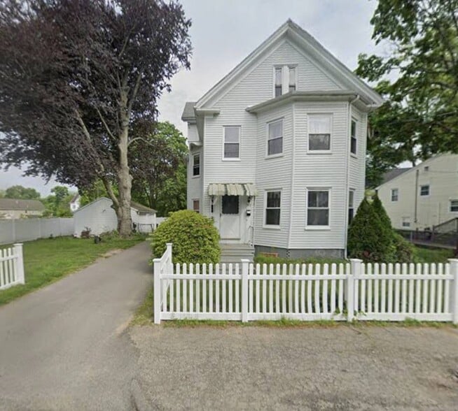 Primary Photo - 517 Summer St