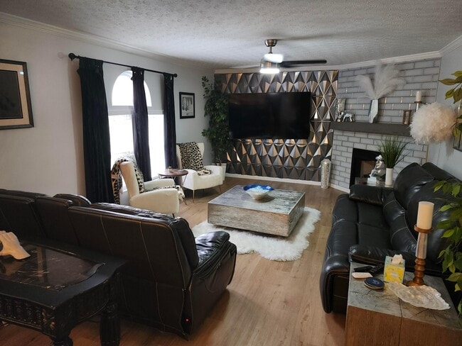 Building Photo - 8178 Slate Ridge Blvd