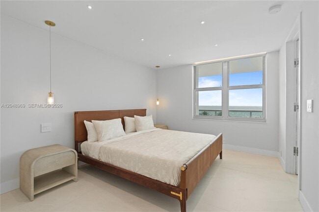 Building Photo - 9511 Collins Ave