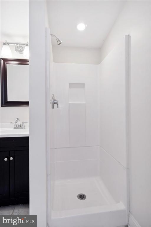 Building Photo - 220 S Matlack St