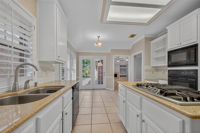 Building Photo - 13919 Aspen Cove Dr