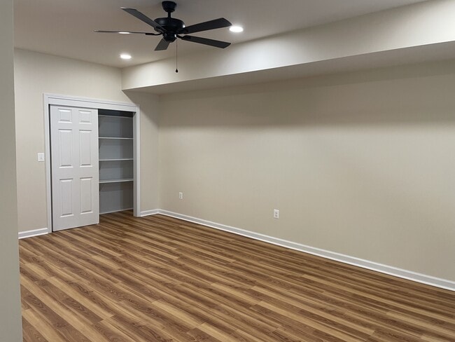 Building Photo - 1337 Wimbledon Way