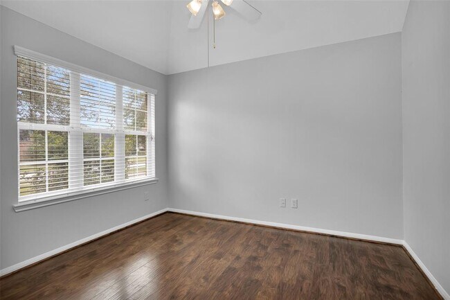 Building Photo - 28234 Sweet Oak Ln