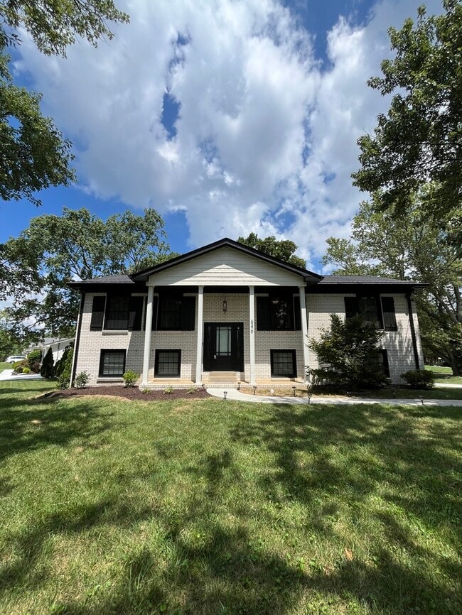 Building Photo - 640 Tobylynn Ct