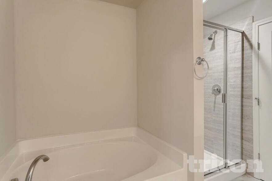 Building Photo - 4431 Fulson Dr