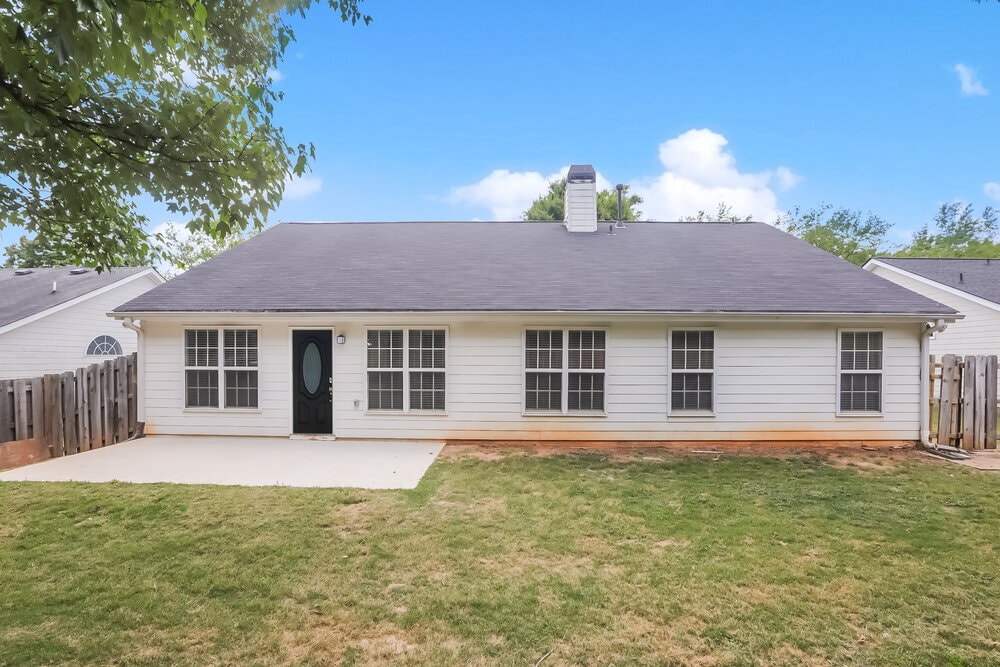 Building Photo - 420 Eglington Tr