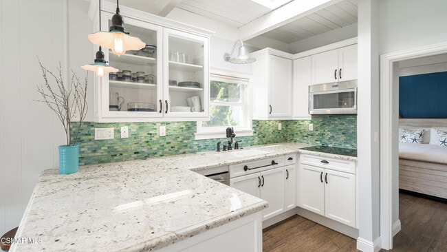 Building Photo - 5510 Driftwood St