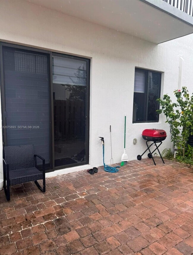 Building Photo - 13641 SW 157th Pl