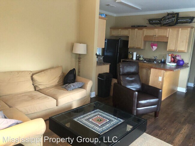 Building Photo - 3 br, 3 bath House - 54 Thacker Heights Drive