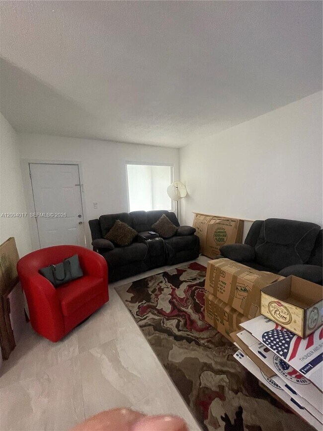 Building Photo - 1255 W 49th Pl