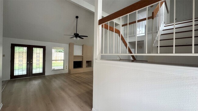 Building Photo - 9826 Chiselhurst Dr
