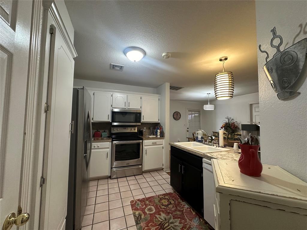 Building Photo - 2909 Shiloh Ln