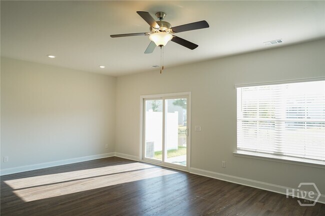 Building Photo - 475 Gov Treutlen Cir