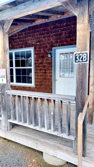 Building Photo - 32 Stagecoach Rd