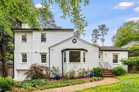 Building Photo - 1235 Spring Valley Ln NE