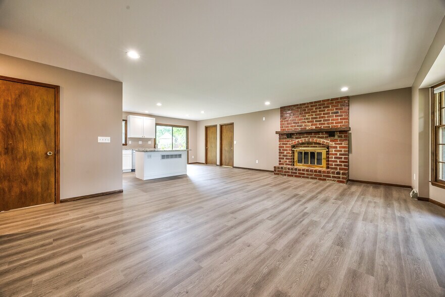 Building Photo - 7000 Mill Creek Rd