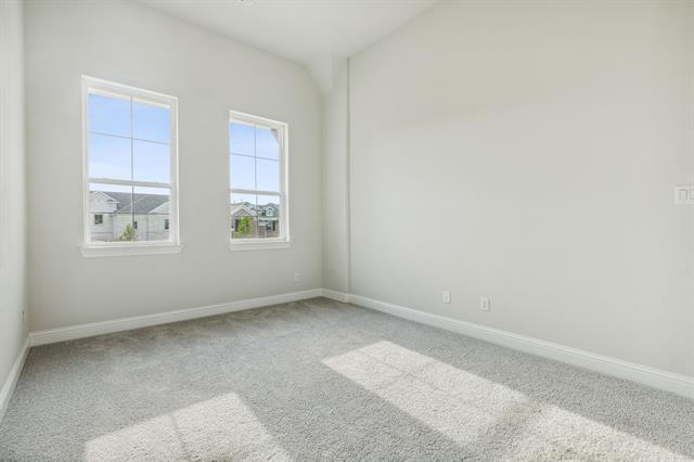 Building Photo - 821 Veranda View