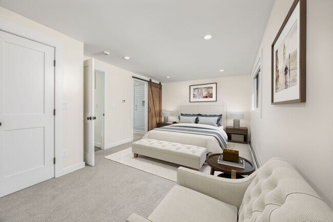 Building Photo - 5 bed 3.5 Bath Home in North Boulder W/Large Backyard, Swimming Pool & Jacuzzi!