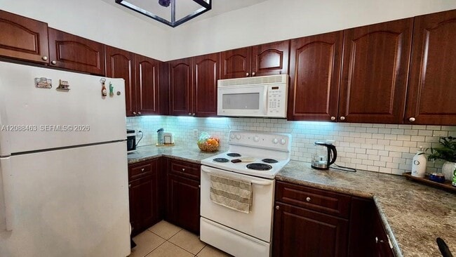 Building Photo - 15628 SW 43rd St