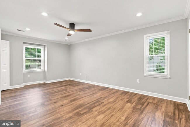 Building Photo - 11414 Bronzedale Dr