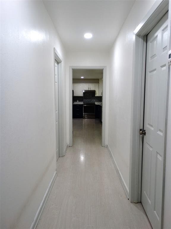 Building Photo - 608 Willow Bend Dr