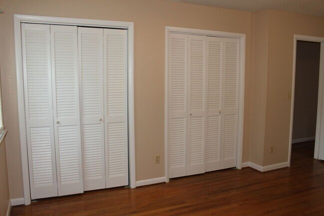 Building Photo - 5817 Dobson Dr