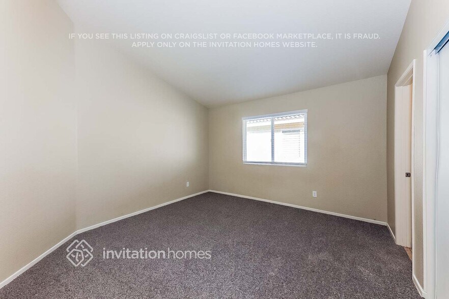 Building Photo - 23842 Sweet Pea Ct