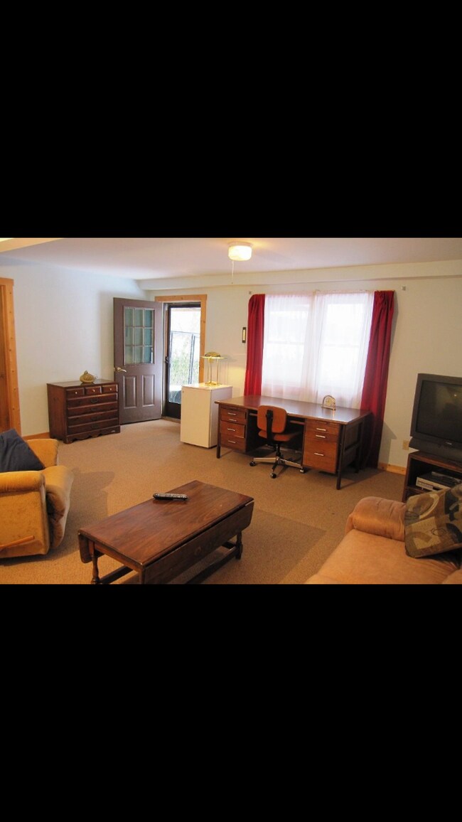 Building Photo - 1415 Briscoe Rd