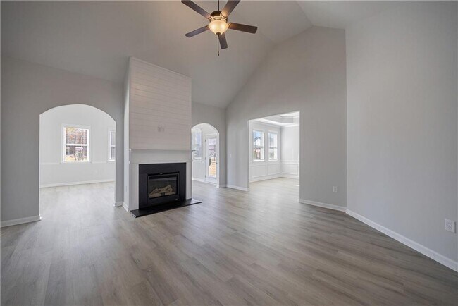 Building Photo - 931 Park Pl St