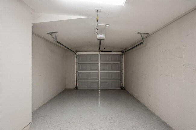 Building Photo - 8716 78th Pl