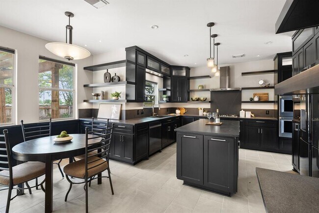 Building Photo - 701 Stansted Manor Dr