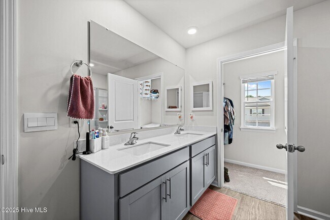 Building Photo - 4017 Madeline Farm Blvd