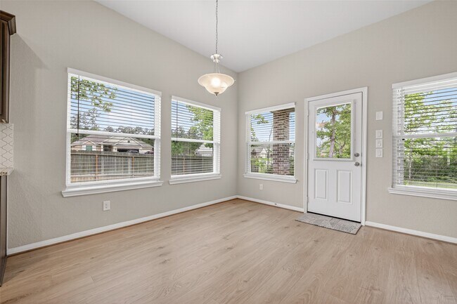 Building Photo - 18203 Samie Nell Ct