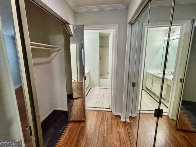 Building Photo - 57 Doranne Ct