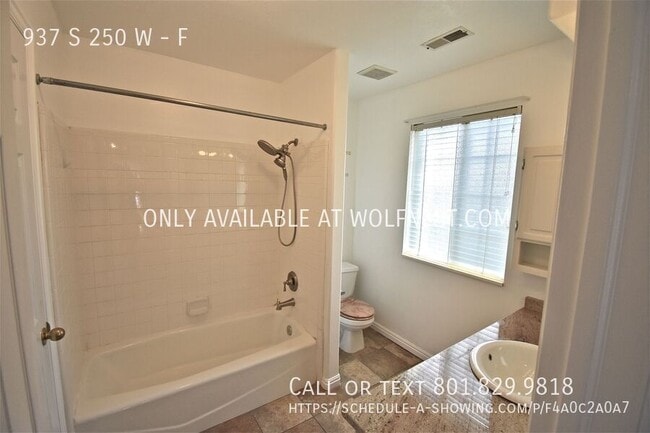 Building Photo - 937 S 250 W St