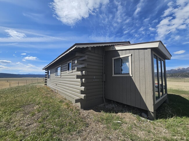 Building Photo - 7252 Co Rd 600
