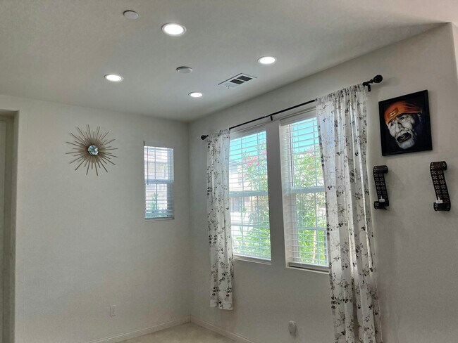Building Photo - 16251 Veridian Circle