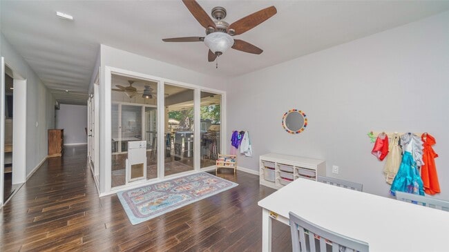 Building Photo - 1506 Wavecrest Ln