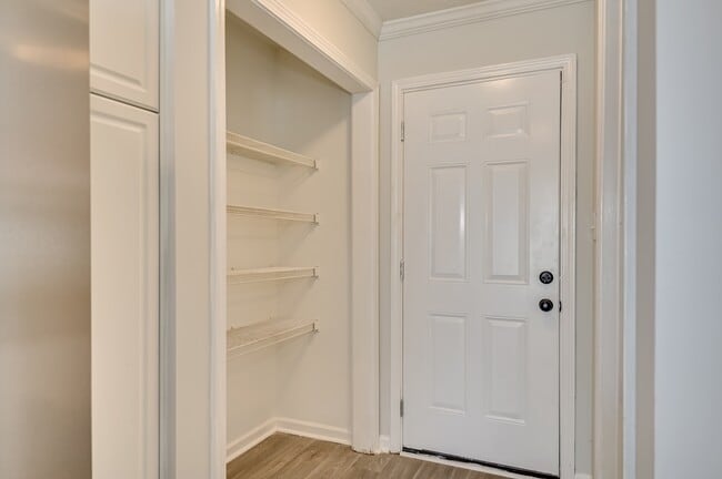 Building Photo - 409 Urial Dr