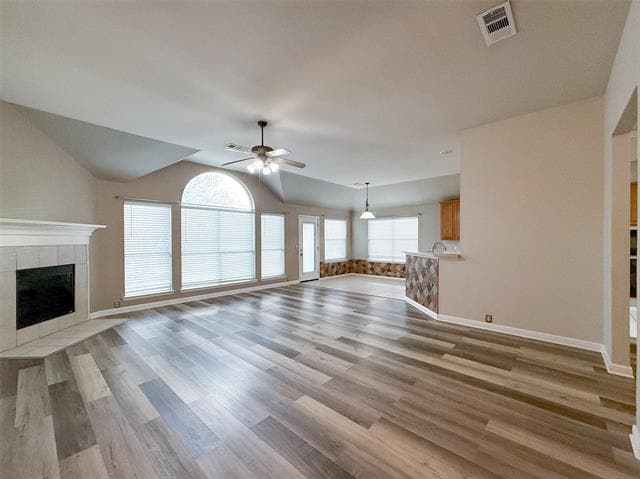 Building Photo - 6908 Hayling Way